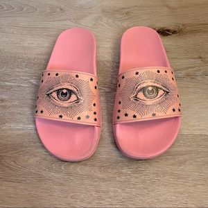 Gucci Garden Eye Pool Slides Sandals Pink